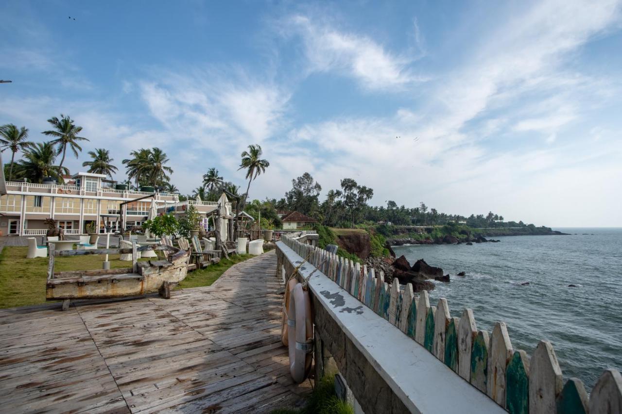 State Beach Resort And Spa Kannur Εξωτερικό φωτογραφία